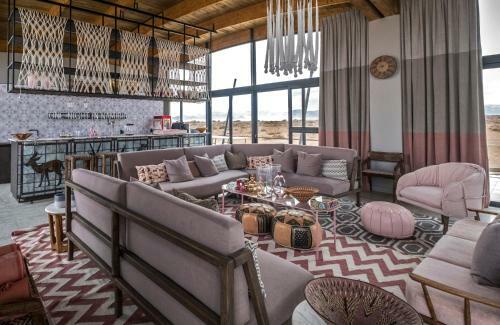 Lodge The Desert Grace