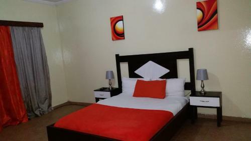 Hostal Dolphin Guest House