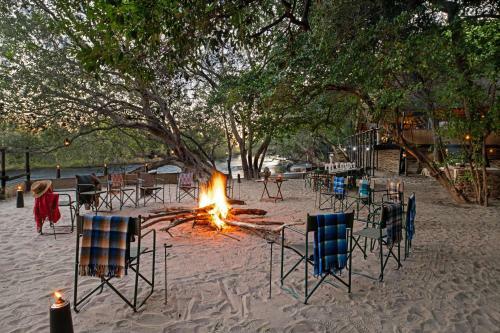 Ichingo Chobe River Lodge