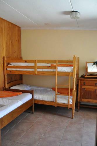 Hostal Obelix Guesthouse