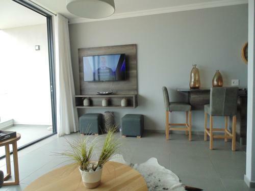 Apartment 32, Bay View Suites