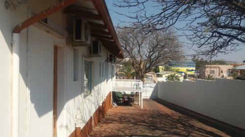 Hostal Grandmike Guesthouse