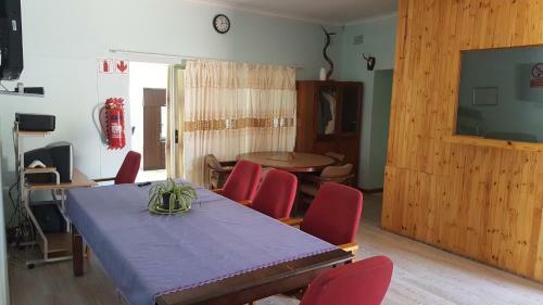 Hostal Grandmike Guesthouse