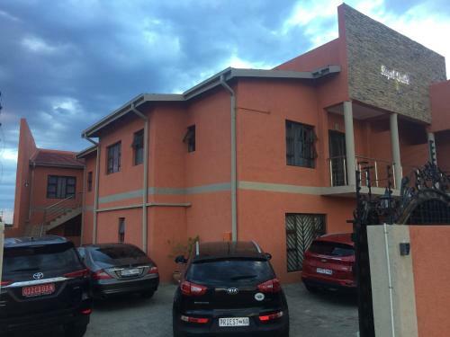 Hostal Royal Castle Guest House