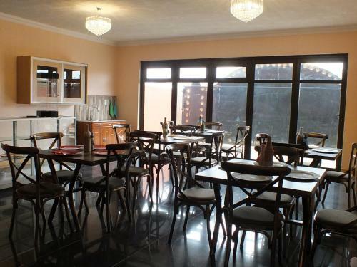 Hostal Royal Castle Guest House