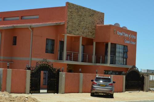Hostal Royal Castle Guest House