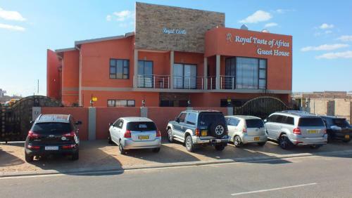Hostal Royal Castle Guest House