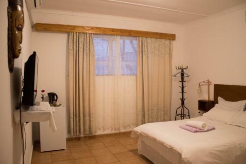 Bed & Breakfast Yoieli Guest House