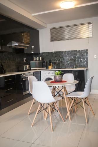 Apartment 64 At 77 On Independence Ave