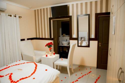Hostal A-z Boutique Guesthouse