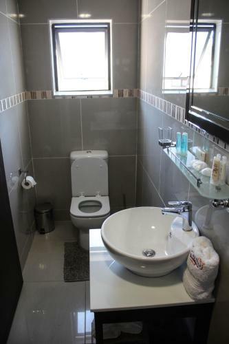 Hostal A-z Boutique Guesthouse