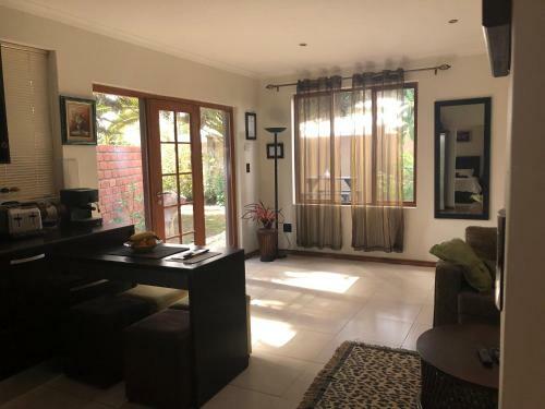 Apartamento Lovely Modern Garden Flat