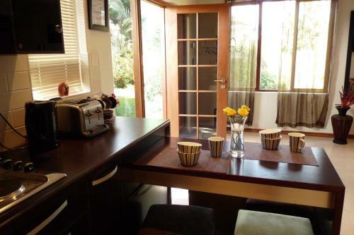 Apartamento Lovely Modern Garden Flat