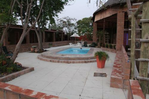 Oshandira Lodge