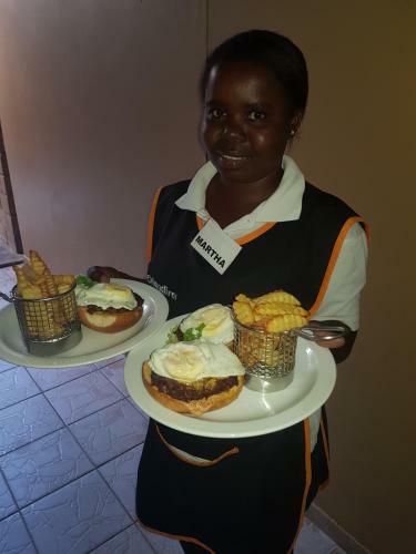 Oshandira Lodge