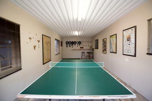 Hostal Dornhuegel Guest Farm