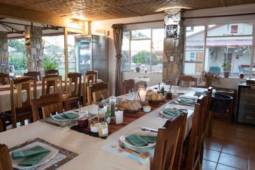 Hostal Dornhuegel Guest Farm