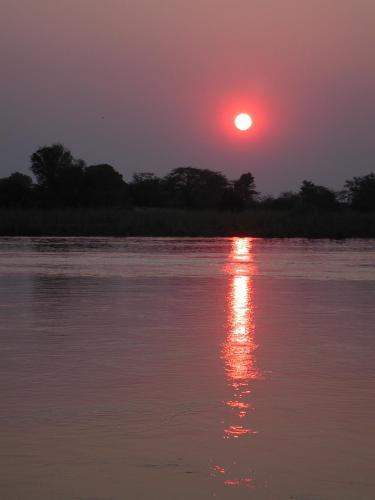 Ndhovu Safari Lodge