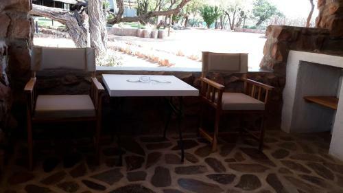 Hotel Khan River Lodge