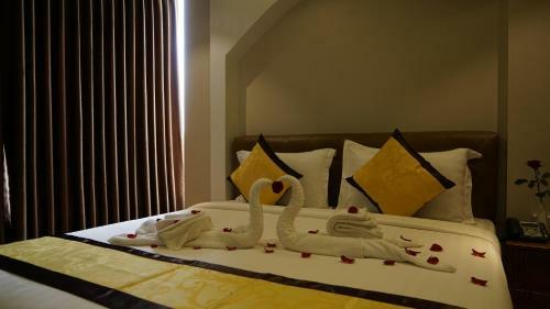 Green Eyes Hotel