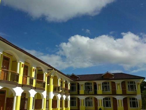 Three Seasons Hotel