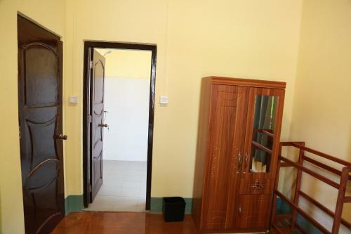 Hostal Taw Win Hnin Si Guest House - Burmese Only