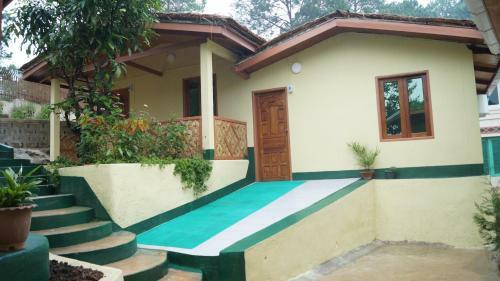 Hostal Taw Win Hnin Si Guest House - Burmese Only