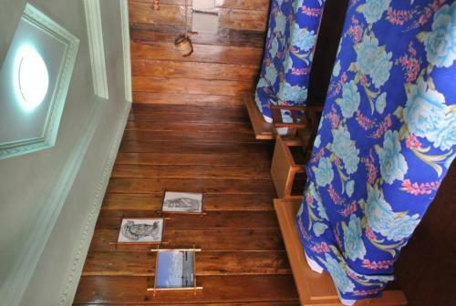 Hostal Golden Lily Guest House