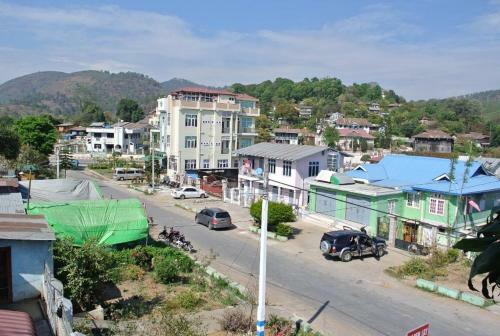 Hostal Golden Lily Guest House