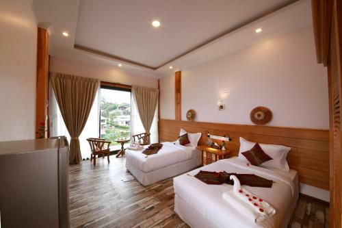 Essence Motel