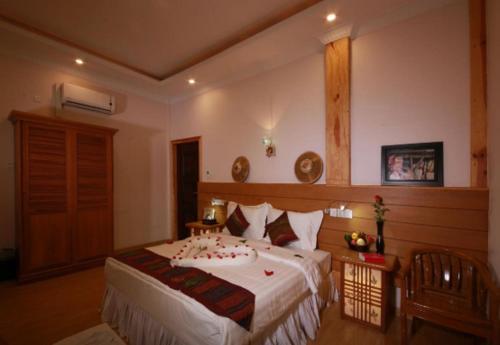 Essence Motel