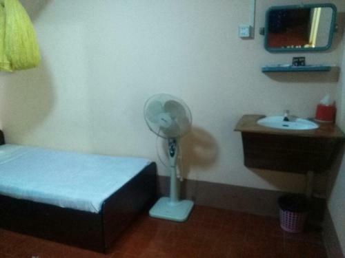 Shwe Ya Minn Hotel