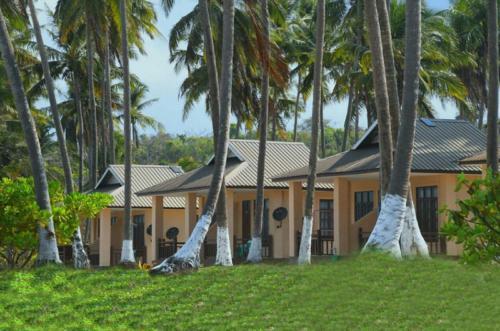 Coral Chaung Tha Beach Hotel
