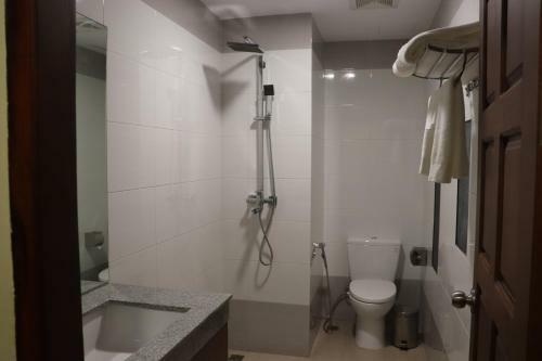 Shekinah Hotel Pathein