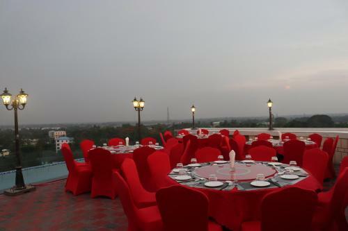 Shekinah Hotel Pathein