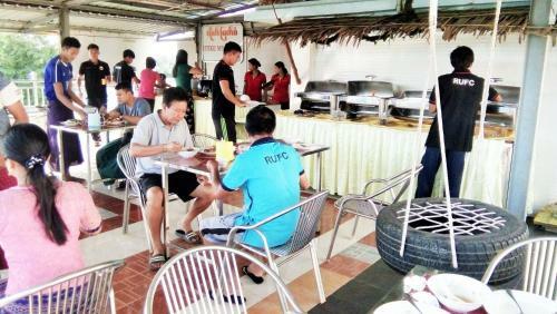 Htike Myat San Hotel