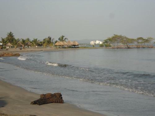 Hostal Hotel Playa Dorada