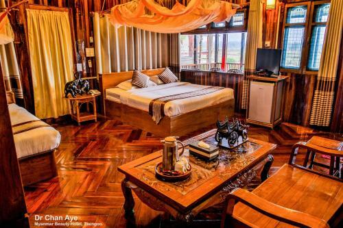 Myanmar Beauty Hotel 2