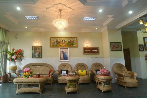 Pun Swe Taw Hotel