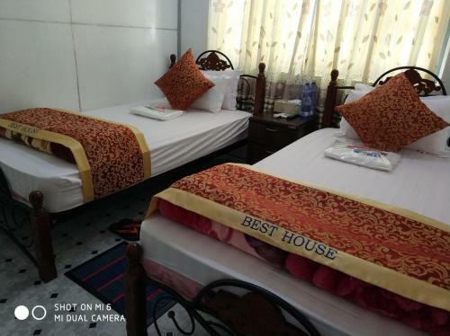 Hostal Best House Guest House