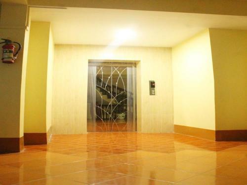 Shwe Thazin Hotel
