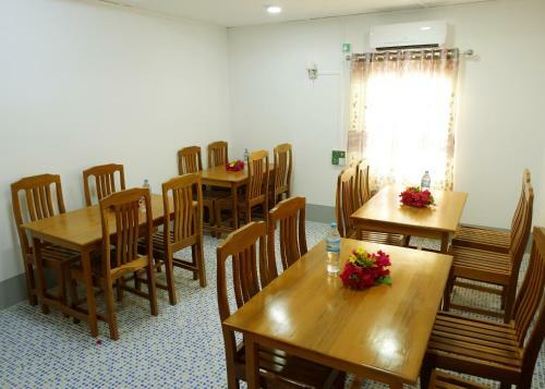 Naung Yoe Motel