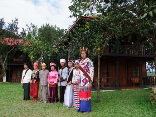 Lodge Putao Trekking House