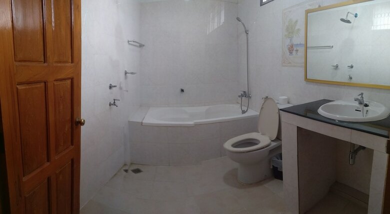 Jade Garden Hotel