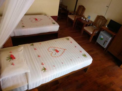 Golden Cave Hotel