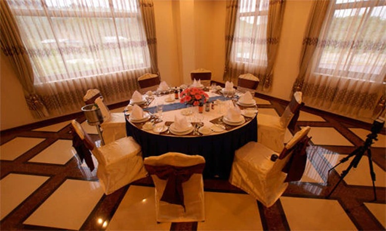Oattara Thiri Hotel