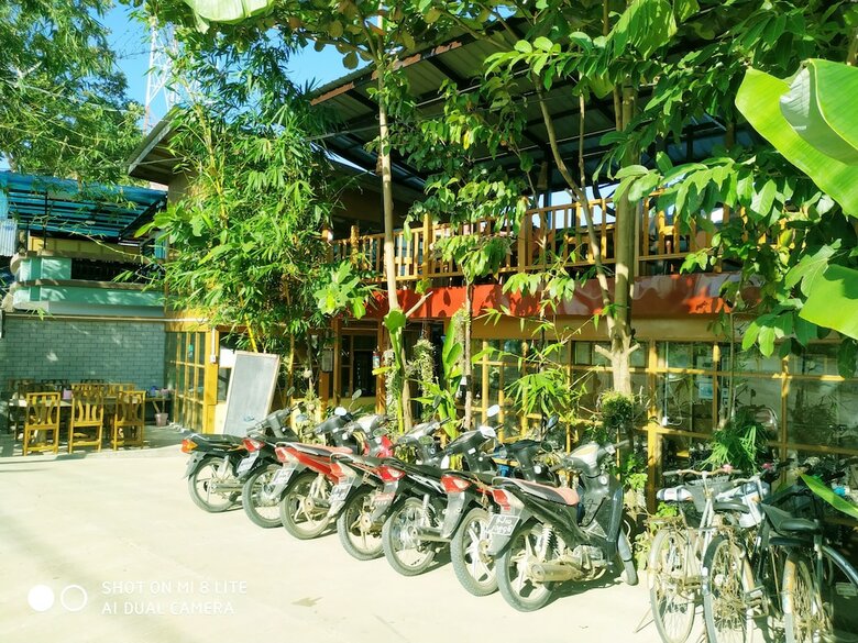 Hostal Dream House Guest House & Restaurant