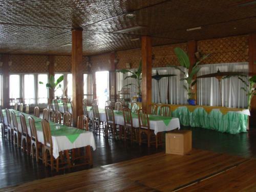 Hotel Golden Island Cottages Nampan