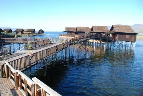 Hotel Golden Island Cottages Nampan