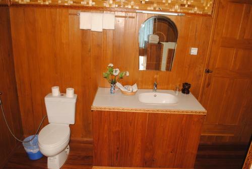 Hotel Golden Island Cottages Nampan